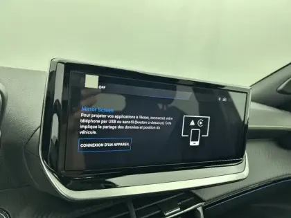 Photo 22 Peugeot 2008  Hybrid 145 e-DCS6