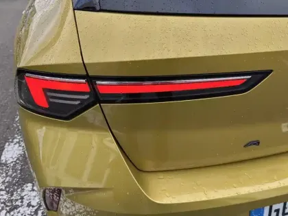 Photo 16 Opel Astra  1.2 Turbo 130 ch BVA8