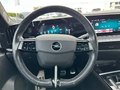 Photo 29 Opel Astra  1.2 Turbo 130 ch BVA8