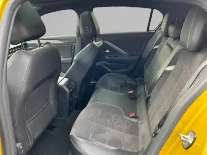 Photo 11 Opel Astra  1.2 Turbo 130 ch BVA8