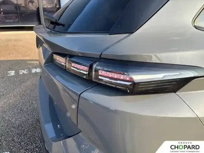 Photo 24 Peugeot 308  SW BlueHDi 130ch S&S EAT8