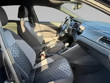 Photo 10 Volkswagen Taigo  1.0 TSI 110 DSG7