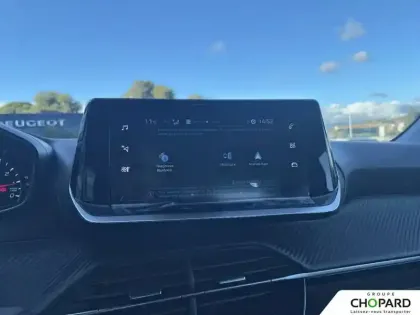 Photo 10 Peugeot 208  PureTech 75 S&S BVM5