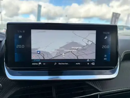 Photo 20 Peugeot 2008  BlueHDi 130 S&S EAT8