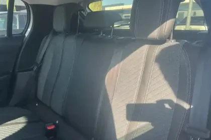 Photo 32 Peugeot 208 Gén. II Ph2 Allure 5