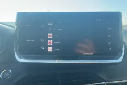 Photo 15 Peugeot 208  100 S&S BVM6