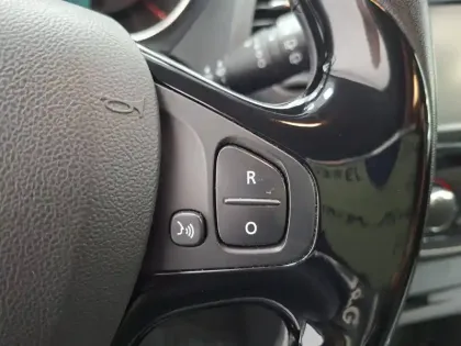 Photo 31 Renault Captur  TCe 90 Energy