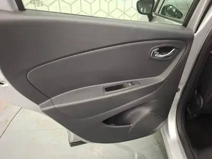 Photo 19 Renault Captur  TCe 90 Energy