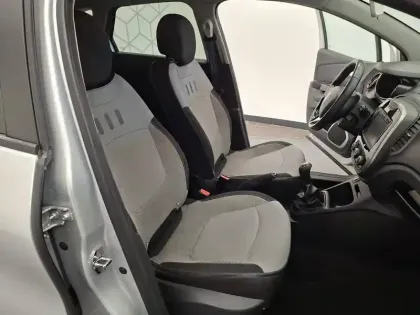 Photo 46 Renault Captur  TCe 90 Energy