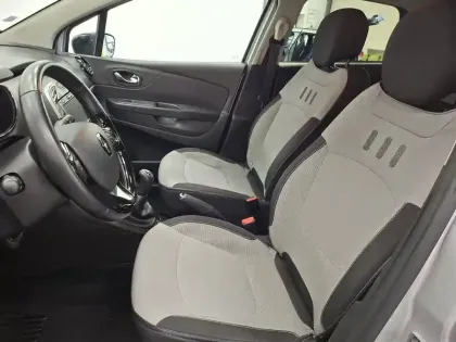 Photo 27 Renault Captur  TCe 90 Energy