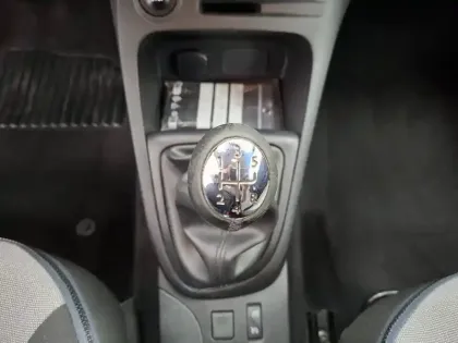 Photo 38 Renault Captur  TCe 90 Energy