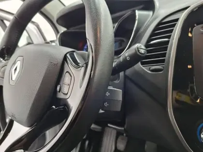 Photo 36 Renault Captur  TCe 90 Energy