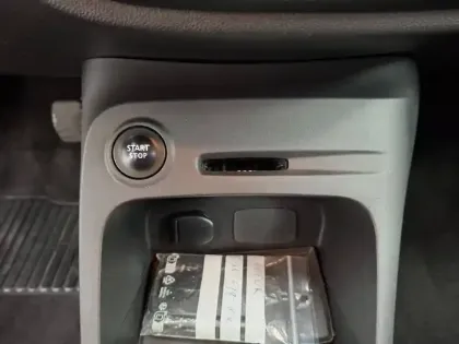 Photo 37 Renault Captur  TCe 90 Energy