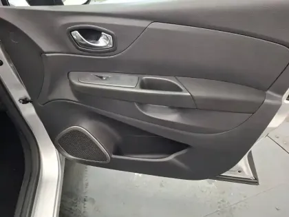 Photo 49 Renault Captur  TCe 90 Energy