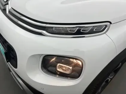 Photo 15 Citroën C3 Aircross  PureTech 110 S&S BVM6