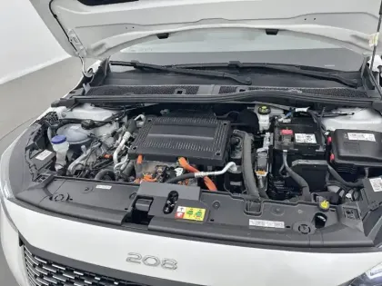 Photo 38 Peugeot 208  Electrique 50 kWh 136ch