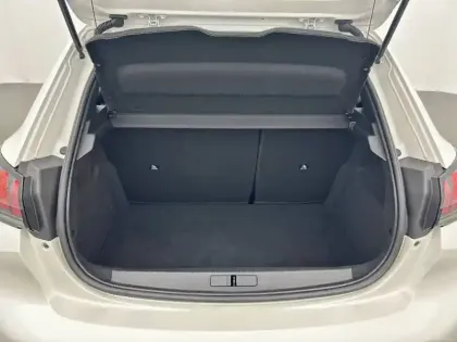 Photo 5 Peugeot 208  Electrique 50 kWh 136ch