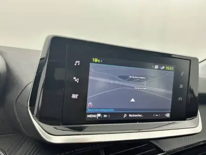 Photo 25 Peugeot 208  Electrique 50 kWh 136ch