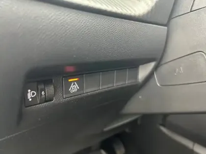 Photo 29 Peugeot 208  Electrique 50 kWh 136ch