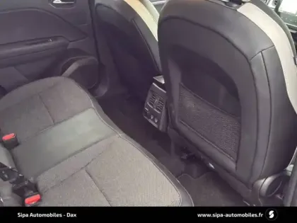 Photo 17 Renault Captur  E-Tech 145 - 21