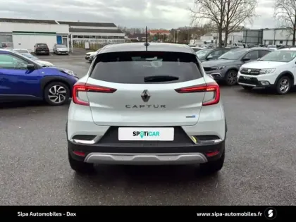 Photo 35 Renault Captur  E-Tech 145 - 21
