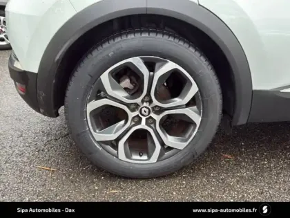 Photo 12 Renault Captur  E-Tech 145 - 21