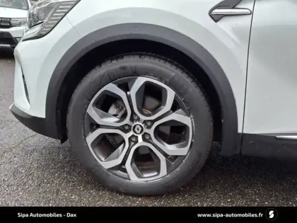 Photo 10 Renault Captur  E-Tech 145 - 21