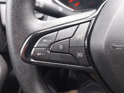 Photo 9 Renault Clio  SOCIETE BLUE DCI 85