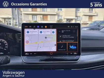 Photo 12 Volkswagen Golf  SW 1.5 eTSI EVO2 150 DSG7