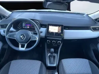 Photo 9 Renault Clio  E-Tech hybride 145