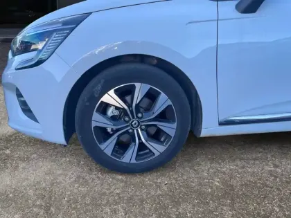 Photo 40 Renault Clio Gén. V (BJA) Ph1 NG Evolution 5