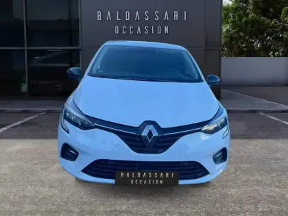 Photo 7 Renault Clio  E-Tech hybride 145