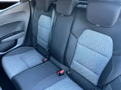 Photo 39 Renault Clio Gén. V (BJA) Ph1 NG Evolution 5