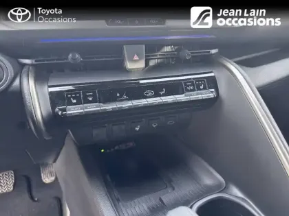 Photo 59 Toyota C-HR  Hybride 140