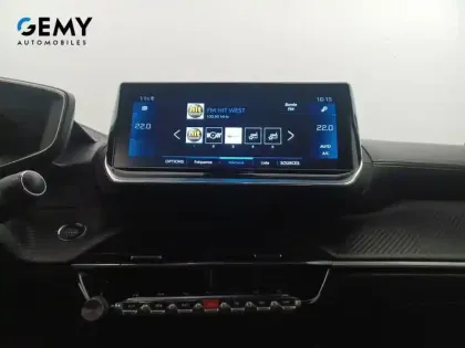 Photo 33 Peugeot 2008  PureTech 130 S&S EAT8