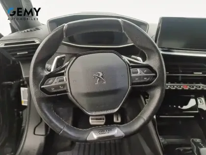 Photo 12 Peugeot 2008  PureTech 130 S&S EAT8