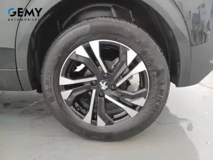 Photo 30 Peugeot 2008  PureTech 130 S&S EAT8