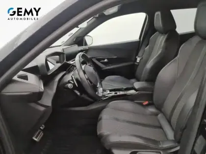 Photo 28 Peugeot 2008  PureTech 130 S&S EAT8