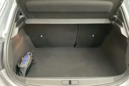 Photo 94 Peugeot 208 Gén. II Ph2 Style 5