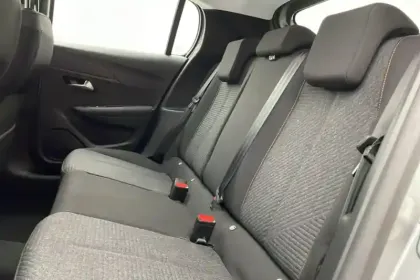 Photo 147 Peugeot 208  100 S&S BVM6