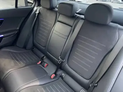 Photo 17 Mercedes Classe C  220 d 9G-Tronic