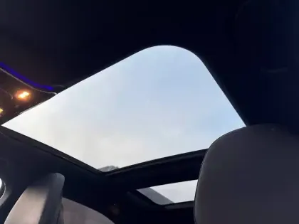 Photo 21 Mercedes Classe C  220 d 9G-Tronic