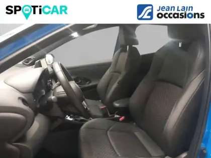 Photo 10 Toyota Yaris  Hybride 130h