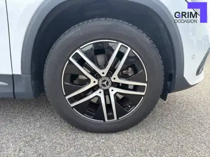 Photo 15 Mercedes GLA  250 e 8G-DCT