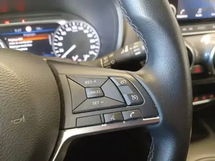 Photo 28 Nissan Juke  HYBRID 143