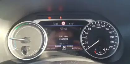 Photo 30 Nissan Juke  HYBRID 143