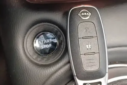 Photo 39 Nissan Juke  HYBRID 143