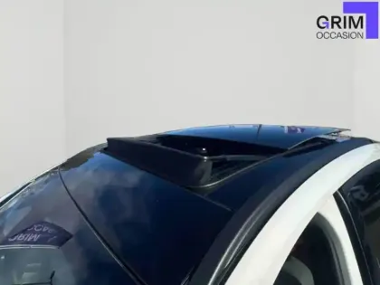 Photo 62 Ford Kuga  2.5 Duratec 180 ch FlexiFuel FHEV E85 Powershift