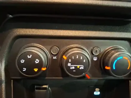 Photo 38 Dacia Sandero  ECO-G 100 GSR2