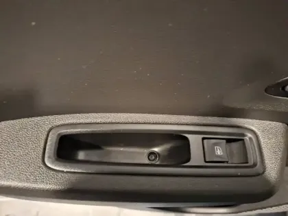 Photo 79 Dacia Sandero  ECO-G 100 GSR2